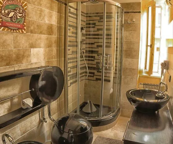 Bed & Breakfast Fly 4*